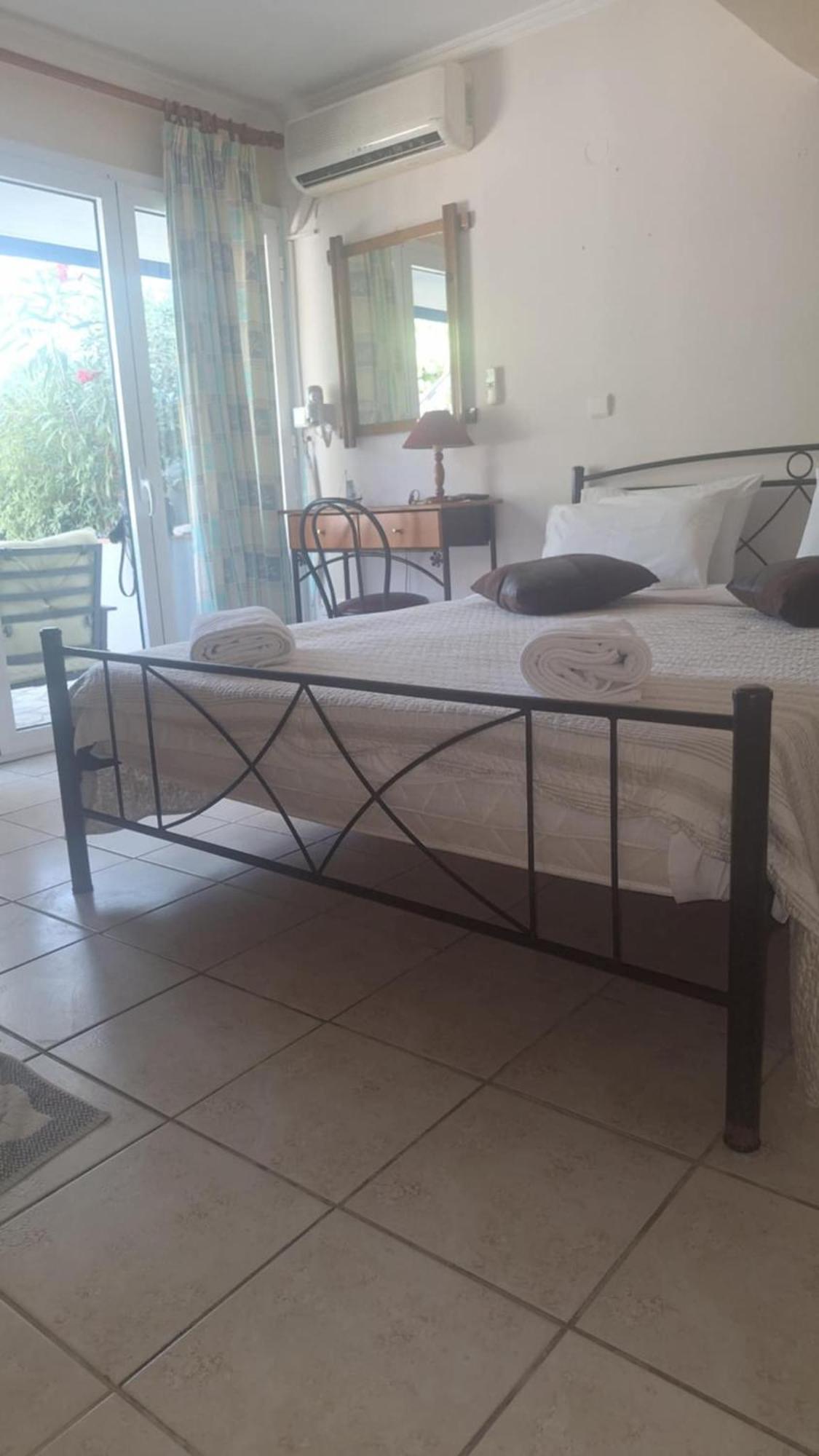 Fotini Apartments Paralia Agias Foteinis Oda fotoğraf